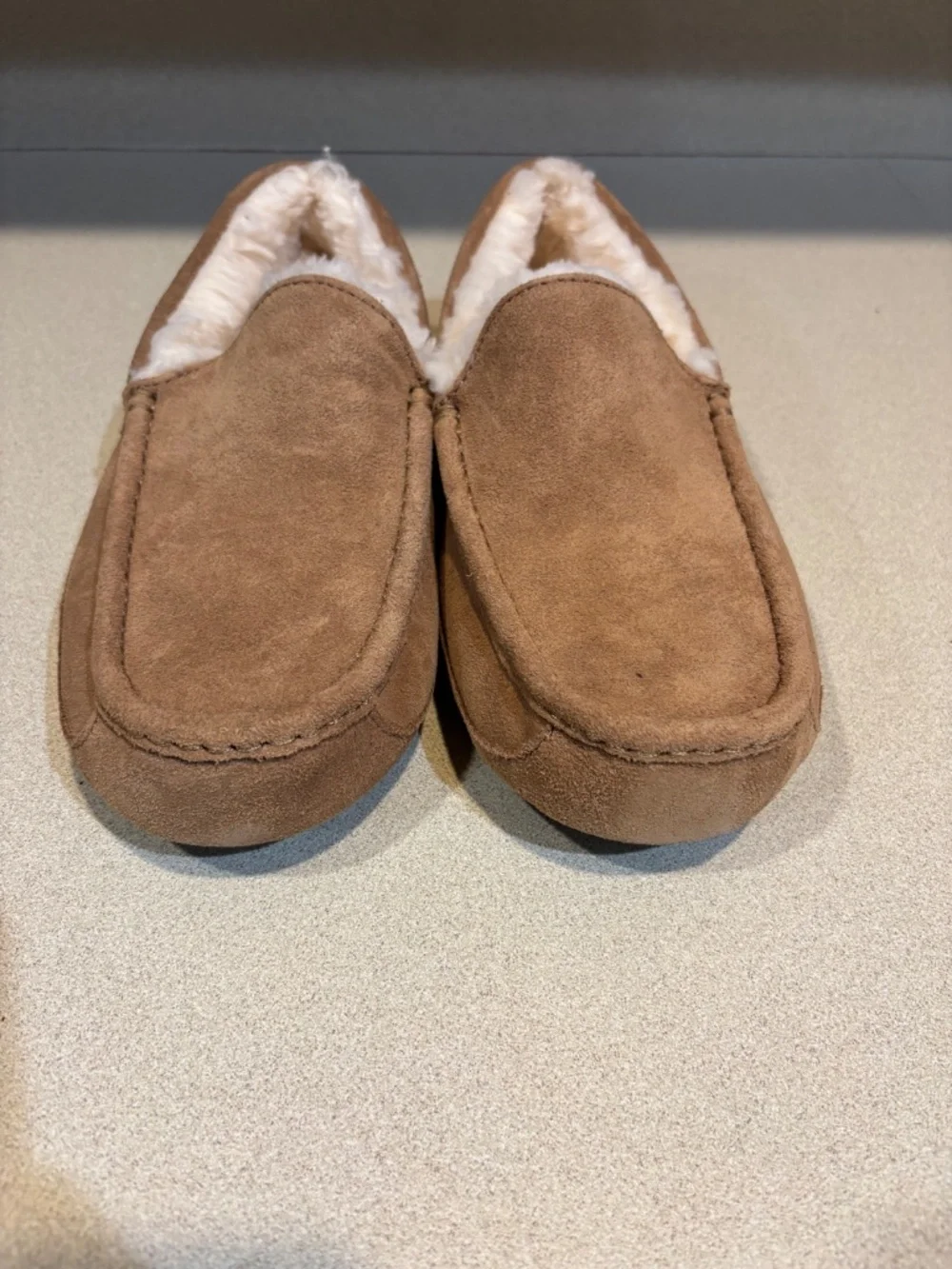 NWT MENS UGG ASCOT CHESTNUT SUEDE SLIPPERS SZ 9